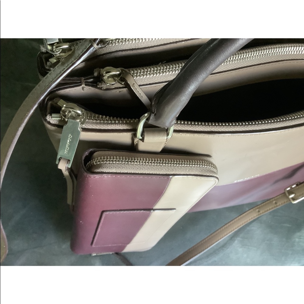 Coach Borough/Wallet Set - Picture 5 of 14